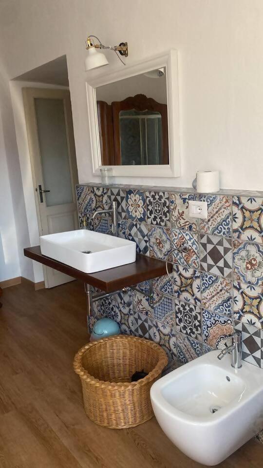 Charme Nel Borgo Appartamento Lina Corniglio Exteriér fotografie